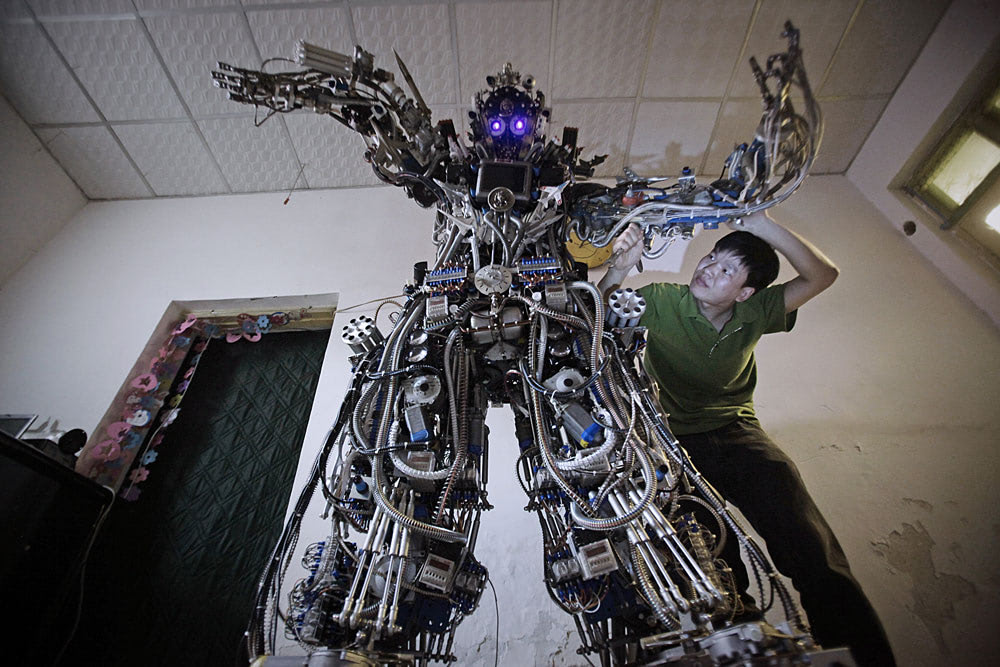 Neuveríte, ako si doma za 100 eur poskladáte robota