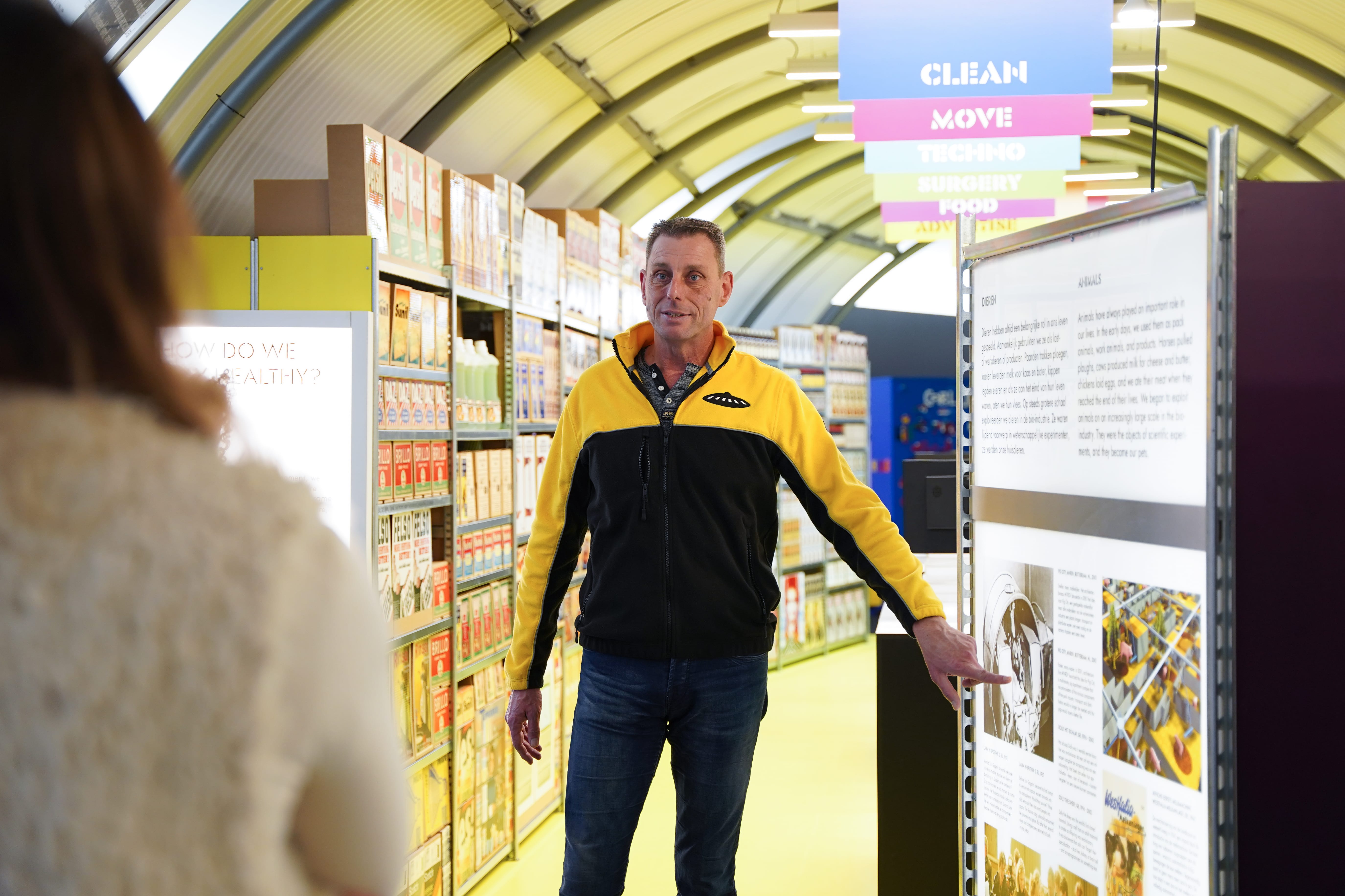 Rondleiding door RetroFuture in het Next Nature Museum